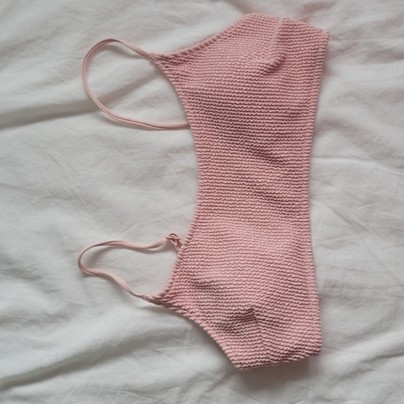 H&M Other - H &M Padded bikini top size US 8 ,EUR 40